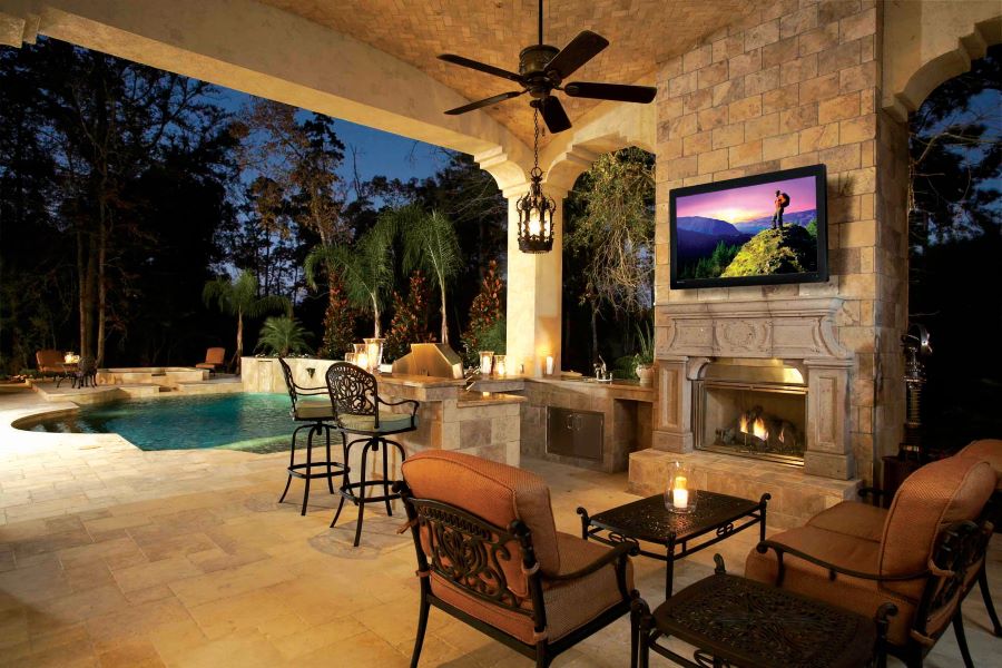 Enjoy Extreme Convenience with Outdoor Lighting Control