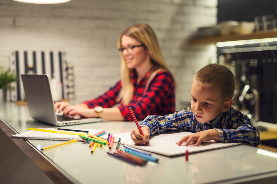 How Smart Home Tech Reduces Back-to-School Chaos