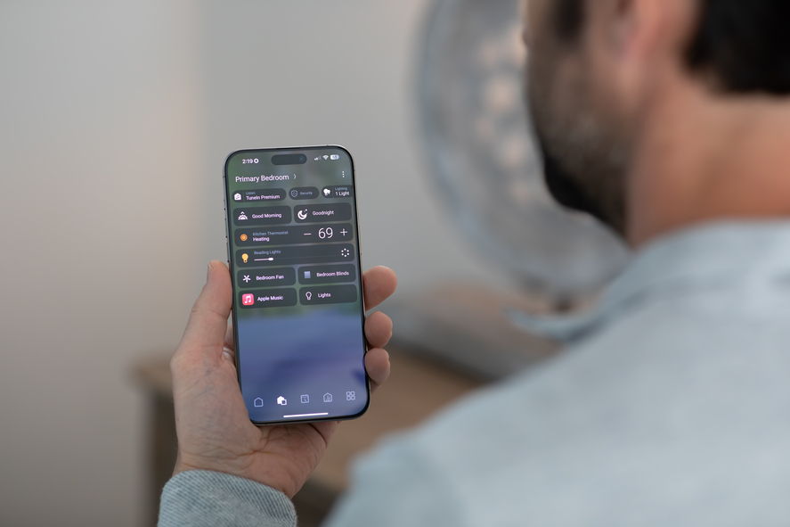 The Difference Between Smart Devices & Whole-Home Automation 